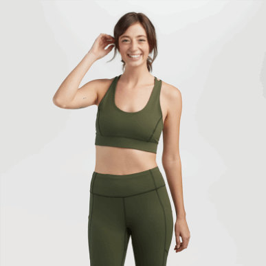 屋外の女性のヴァンテージ ブラ ライト サポート疲労