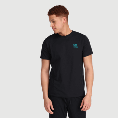 アウトドア ロックアップ チェスト ロゴ Tシャツ ブラック/ディープ レイク