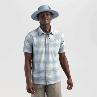 屋外遊牧民の太陽の帽子のリード.